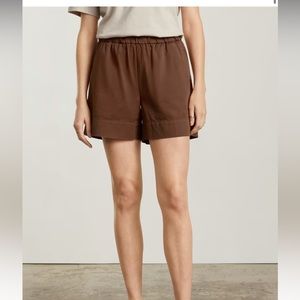 Everlane the easy short brown 2 nwt
